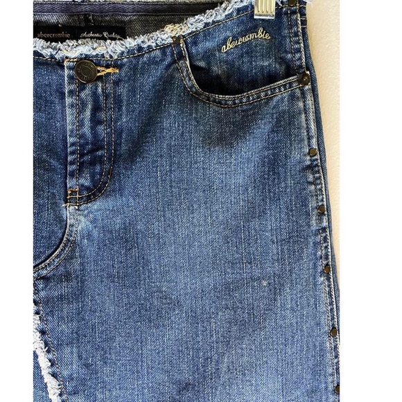 Y2K Abercrombie & Fitch Frayed Skirt - Picture 2 of 5